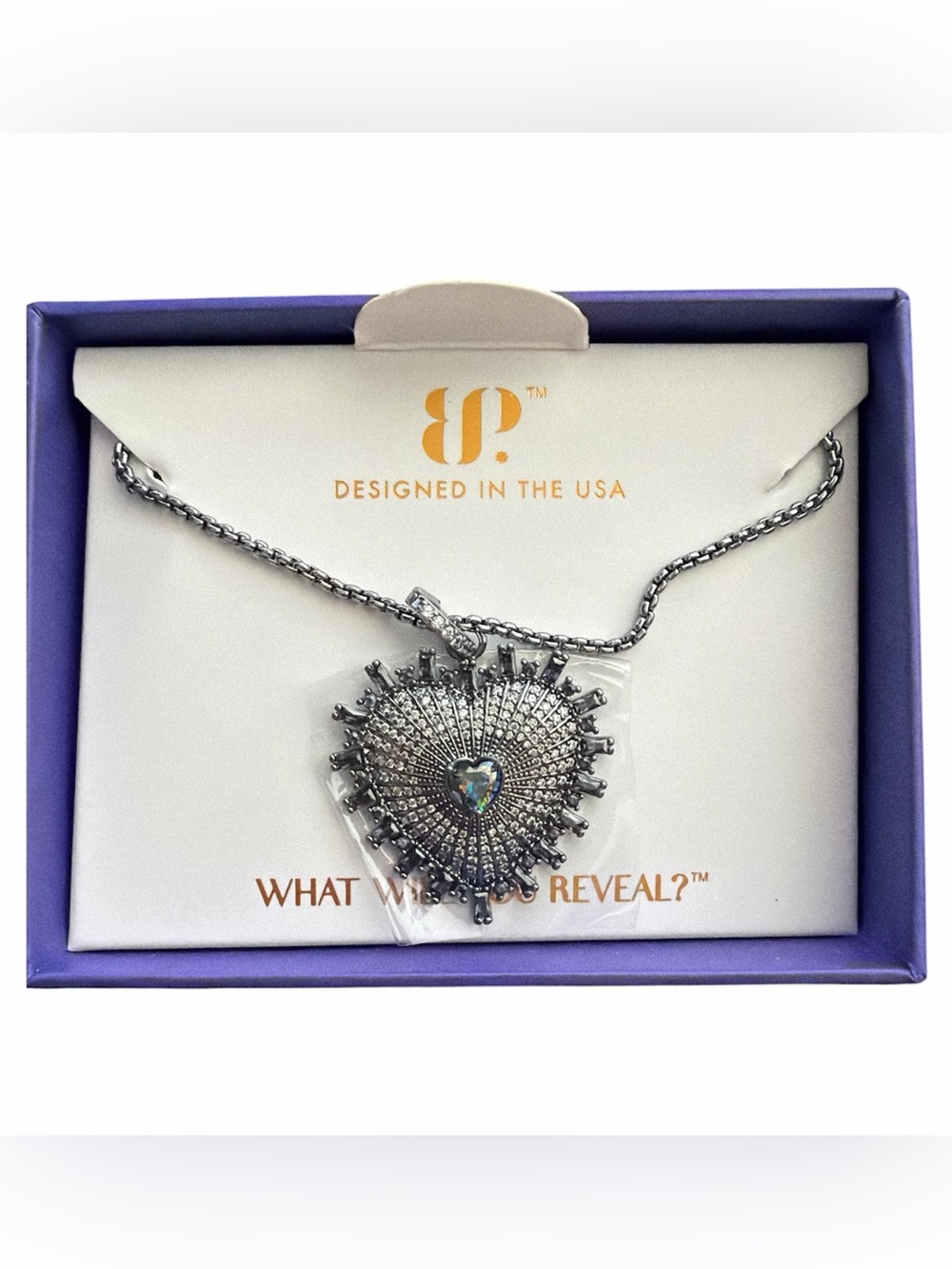 Gwen Necklace Bomb Party Heart Pendant Necklace with Iridescent Center